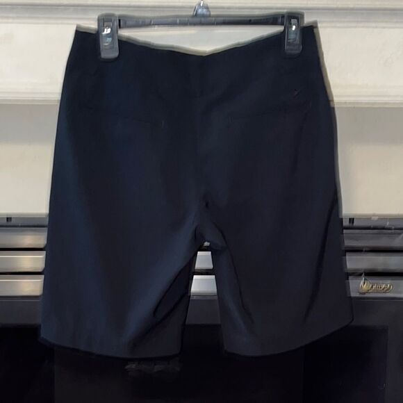 NIKEGOLF Dri-Fit Shorts Size 4 - Picture 2 of 10